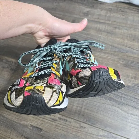 Brooks DNA Revel Running Sneakers Womens Multi-Color Geometric Print Shoes 7.5