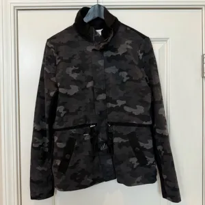 CAbi Atc Black Gray Camouflage Jacket Size Medium Knit Camo