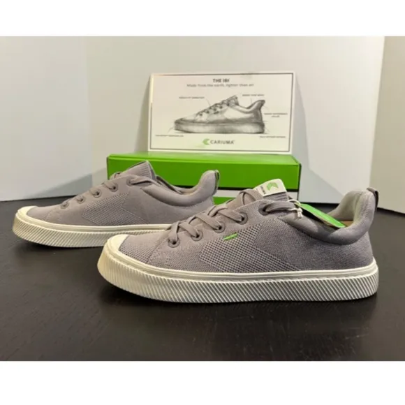 Cariuma IBI Low Knit Sneakers Light Gray Size 10.5 Women/9 Men