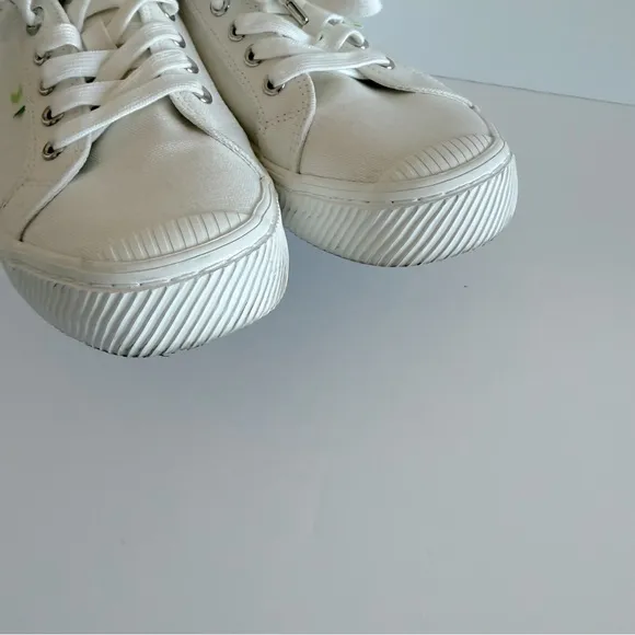 Cariuma The Oca Canvas Sneakers Women Size 8 Unisex Lace Up Comfy Off White
