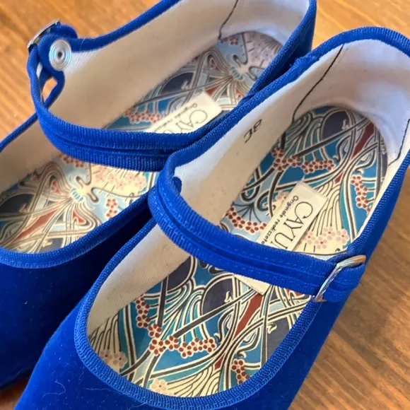 Cayumas Women’s Boheme Bluette Mary Jane Shoes Size 38 Blue Velvet Flat Like New