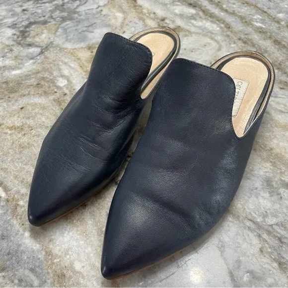 Celtic &amp; Co Navy Blue Leather Mules Minimalist Neutral Office Career Shoes
