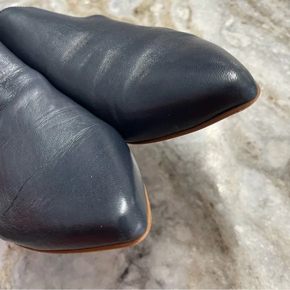 Celtic &amp; Co Navy Blue Leather Mules Minimalist Neutral Office Career Shoes