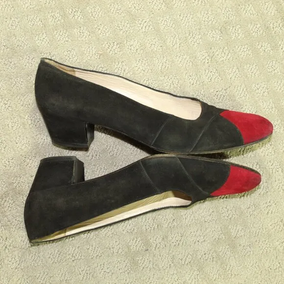 Chanel Women's Size 9 Suede Black Body Red Cap Toe Low 1.75&quot; Block Heels