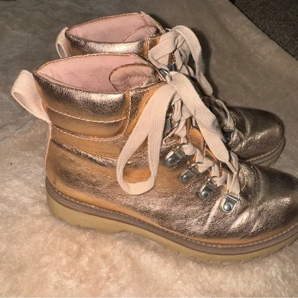 CIRCUS by Sam Edelman Rose Gold/Copper Kinsley Combst Boots Women’s Size 6.6 EUC