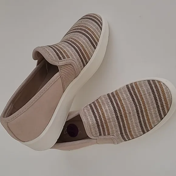 Clarks Collection Double Gore Slip-Ons - Layton Petal