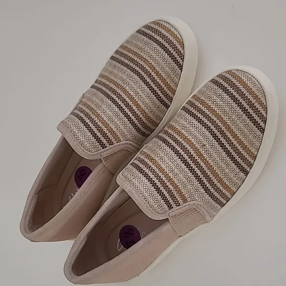 Clarks Collection Double Gore Slip-Ons - Layton Petal