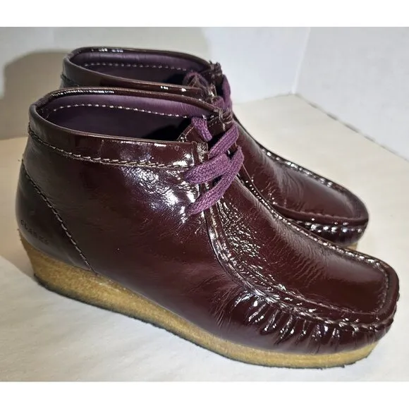 Clarks Women's Originals Wallabee   Maroon Burgundy Patent Shoe Size 7.5