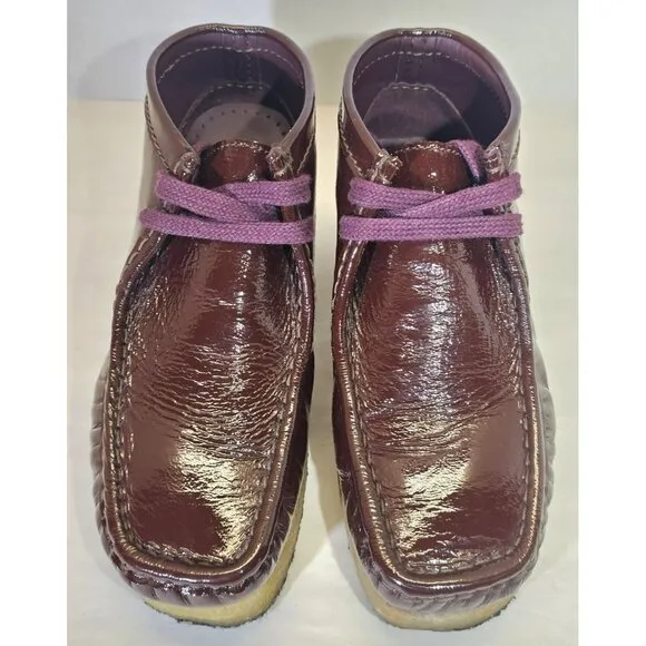 Clarks Women's Originals Wallabee   Maroon Burgundy Patent Shoe Size 7.5