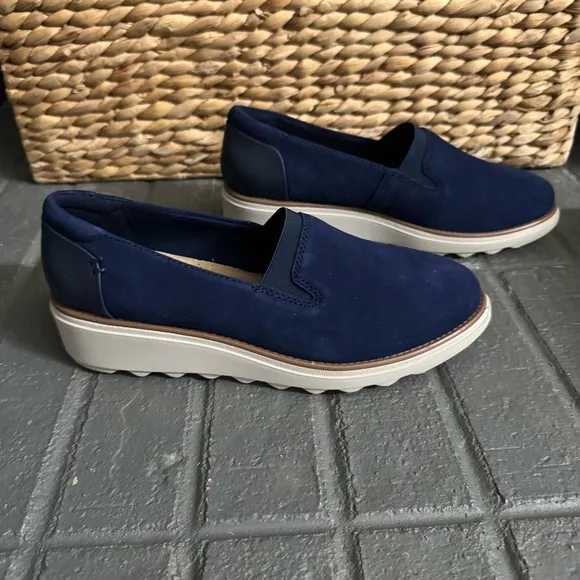 Clarks Women’s Size 8 W  Sharon Dolly Navy Blue Suede Slip On Comfort Shoes NEW