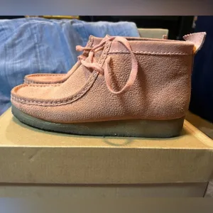 Clark's X concepts Peach Wallabees