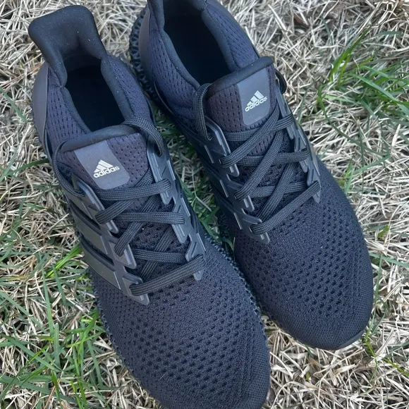 CLEAN Adidas Ultra4D Triple Black size 11.5 Mens Running shoes