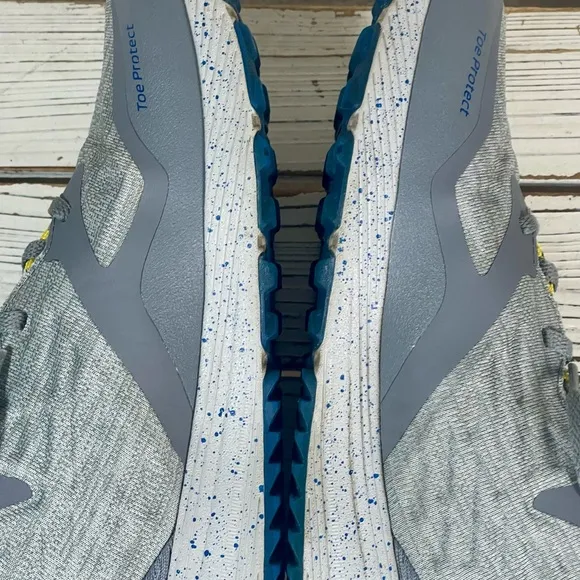 CLEAN Size 9.5 D New Balance Nitrel V3 Speed Ride All Terrain Running Shoe Wide