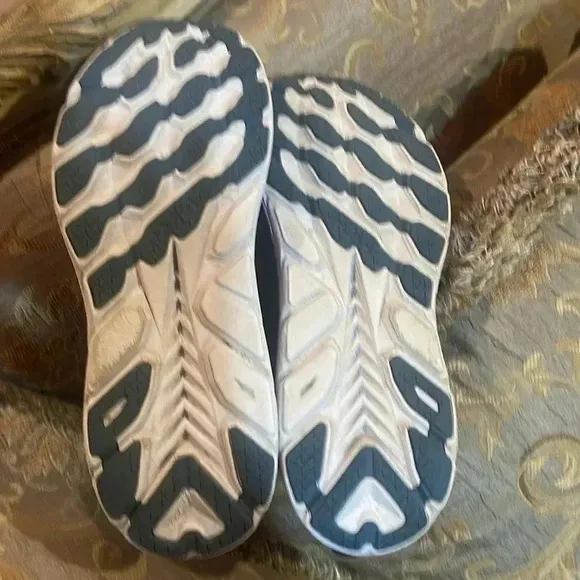 Clifton 8 Running shoes are soft and extremely comfy