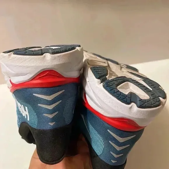 Clifton 8 Running shoes are soft and extremely comfy