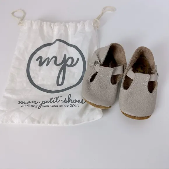 CLOUD GREY Mon Petit Shoes MPs‎ Size 4 Gray Grey Baby Toddler Soft Soles