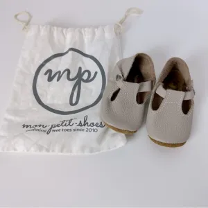 CLOUD GREY Mon Petit Shoes MPs‎ Size 4 Gray Grey Baby Toddler Soft Soles