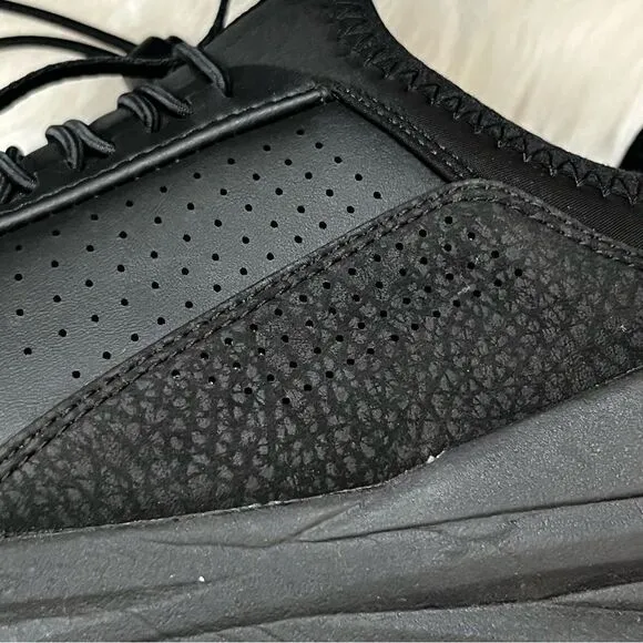 Clove Core Classic All Black Option M/7.5 W/9