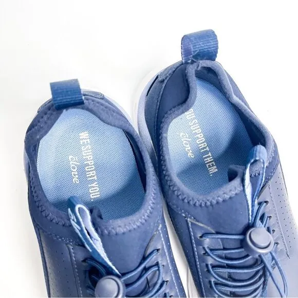 Clove Navy Blue Slip-On Sneakers with Easy-Pull Laces Size Men's 8/Women's 9.5