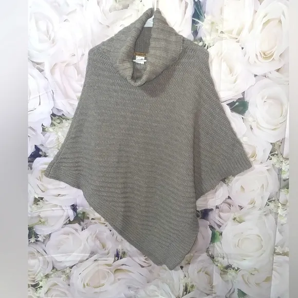 COCOGIO Poncho Sweater Wool AlpacaBlend Grey Made In Italy One Size (M-L)