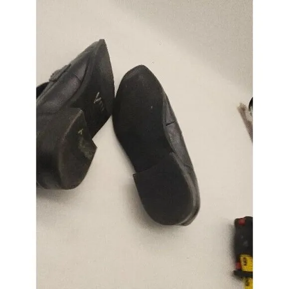 Cole Haan Black Leather Loafer Driving Shoes w/Silver Buckle Men's size 9M
