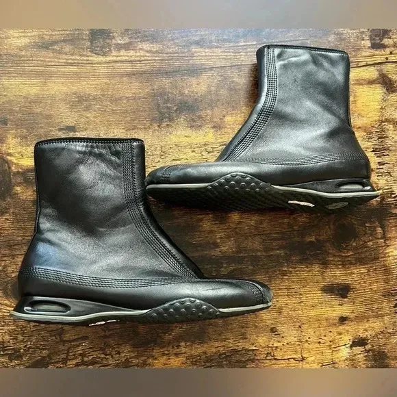 Cole Haan | womens Air Beau booties. Size: 5.5B