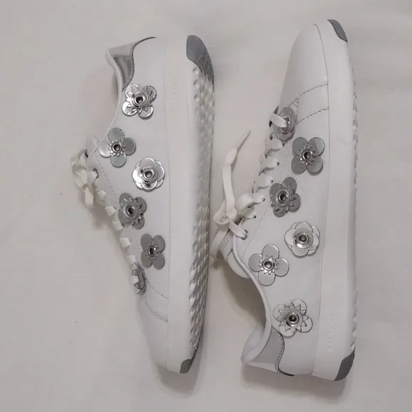Cole Haan Women's White Leather Grandpro Floral Applique Tennis Sneakers US 9