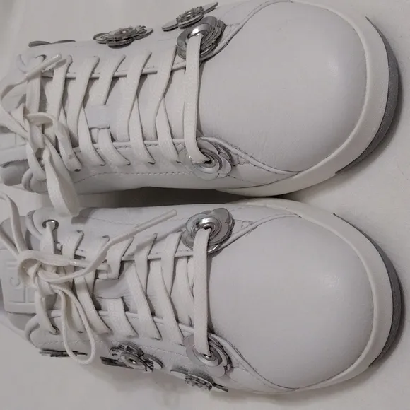 Cole Haan Women's White Leather Grandpro Floral Applique Tennis Sneakers US 9