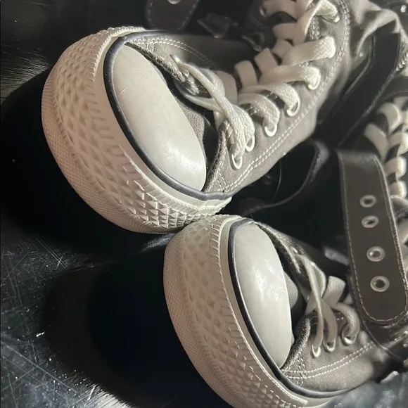CONVERSE ALL STAR CHUCK TAYLORS High-Top Lace-Up Sneakers