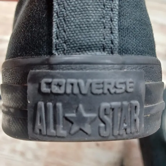 Converse All Star Low Top Black on Black Sneakers Shoes Chuck Taylor Men's 7.5