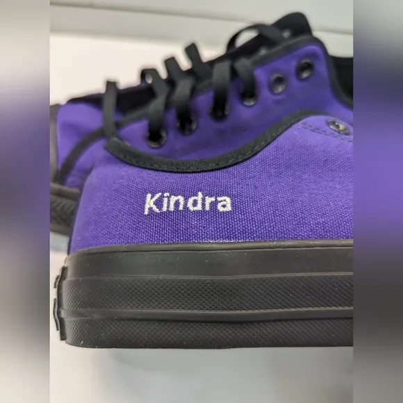 Converse All Star Purple Violet Kindra Low Skateboard Shoes Sneakers size 11.5
