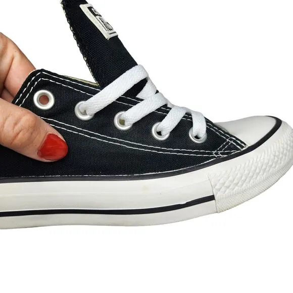 Converse All Star Shoes Womens 6 Black White Classic Low Tops Skater Preppy