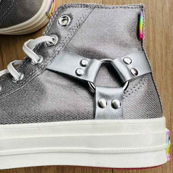 ⭐Converse Chuck 70 Pride Hi Sz 5 Mens Shoes Silver Metallic Sneaker A10214C New