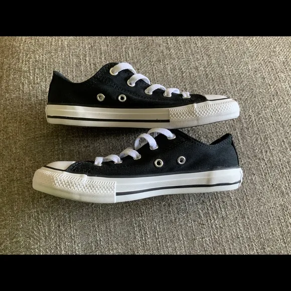 Converse Chuck Taylor All Star 2x Tongue Jr Sz 1.5