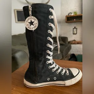 Converse Chuck Taylor All Star Extra High Tops Juniors 2 Black Shoes 614…