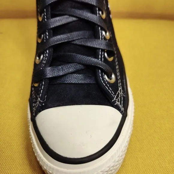 Converse Chuck Taylor All Star Hi Top Oreo Women’s Black Leopard Size 6.5