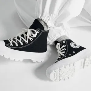 Converse Chuck Taylor All Star High Lugged Black Women's 8 (565901C)