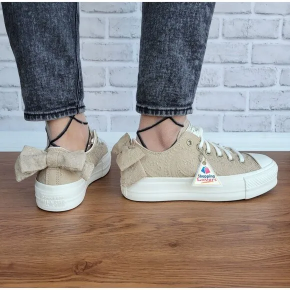 ❤️Converse Chuck Taylor All Star Lift Bow 9.5 Women's Shoes Embroidered A10246C