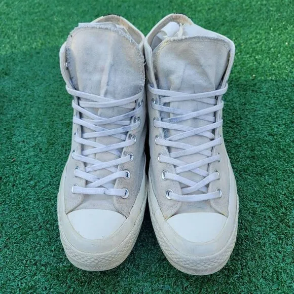 Converse Chuck Taylor  - Men's shoes - Size 9 - Women's shoes - Size 11