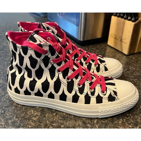 CONVERSE ❤️ Marimekko Black White Designer Sneakers