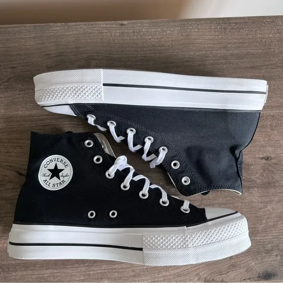 Converse NEW Chuck Taylor All Star Lift Hi Women's Shoe Size 11 #B1357