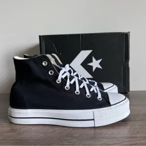 Converse NEW Chuck Taylor All Star Lift Hi Women's Shoe Size 11 #B1357
