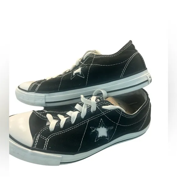 Converse One Star Black White Low Top Sneakers sz 8.5 Ladies Like New