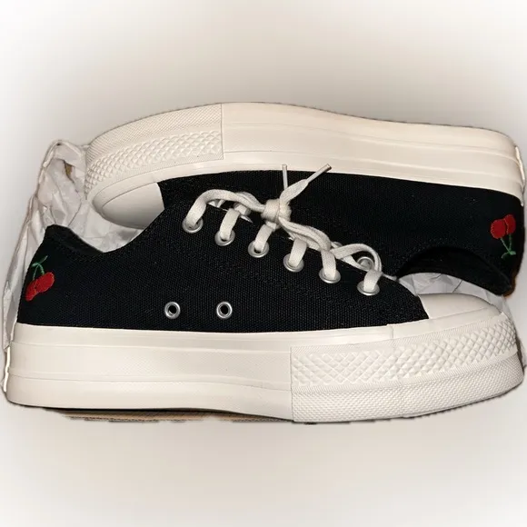 Converse Women's Chuck Taylor All Star Lift Cherry Sneakers - 8.5