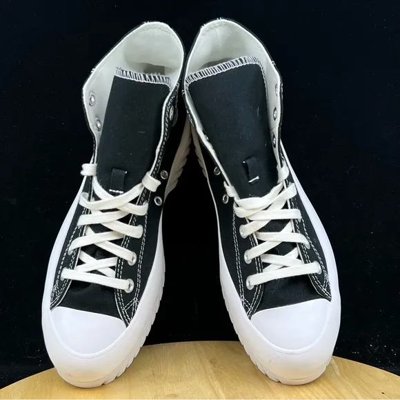 Converse Women's Chuck Taylor All Star Lugged 2.0 Hi Shoes Size 10 Black A00870C
