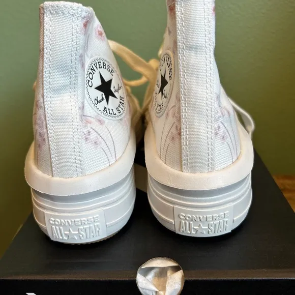 Converse Women's Chuck Taylor All Star Move Platform Floral Sneakers Shoes Sz7.5