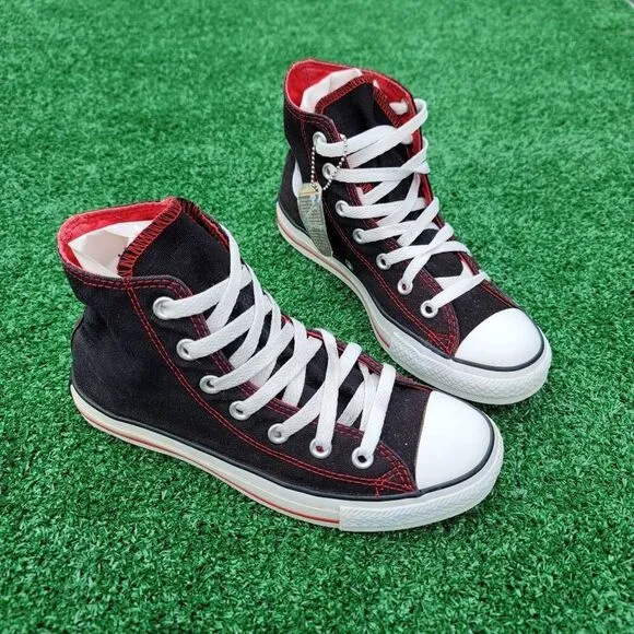 Converse chuck Taylor all Star - Men's shoes - Size 5 And  Women's shoes - Size