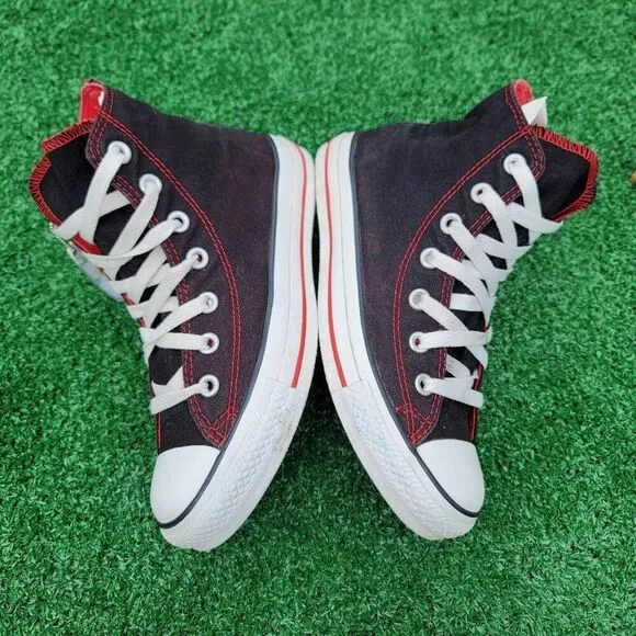 Converse chuck Taylor all Star - Men's shoes - Size 5 And  Women's shoes - Size