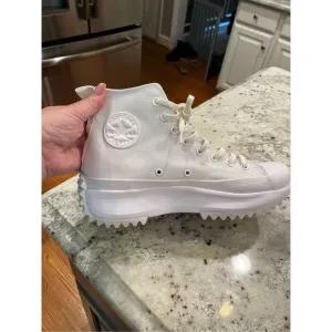 Converse Run Star Hike High Triple White Sneakers sz Mens 9.5 Womens 11 EUC