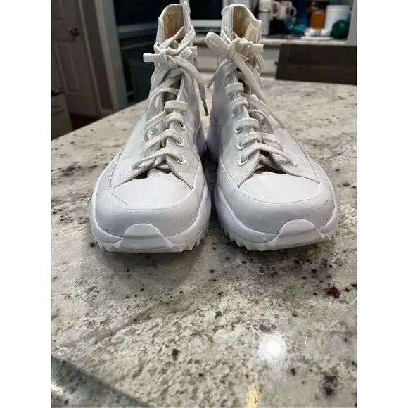 Converse Run Star Hike High Triple White Sneakers sz Mens 9.5 Womens 11 EUC